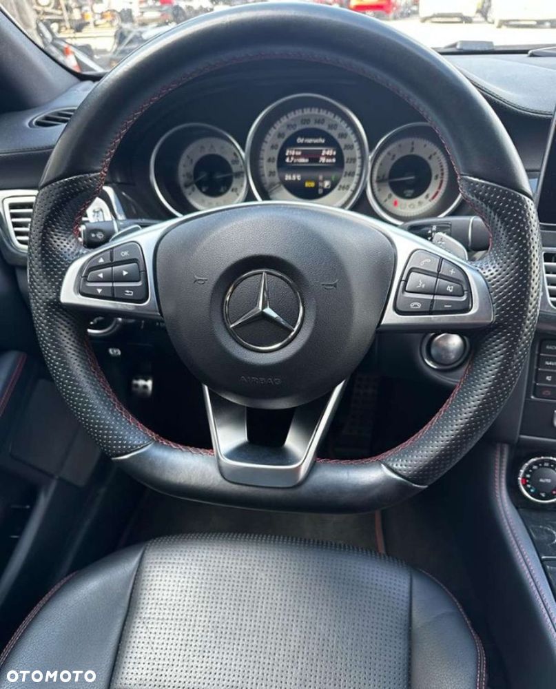 Mercedes-Benz CLS - 12