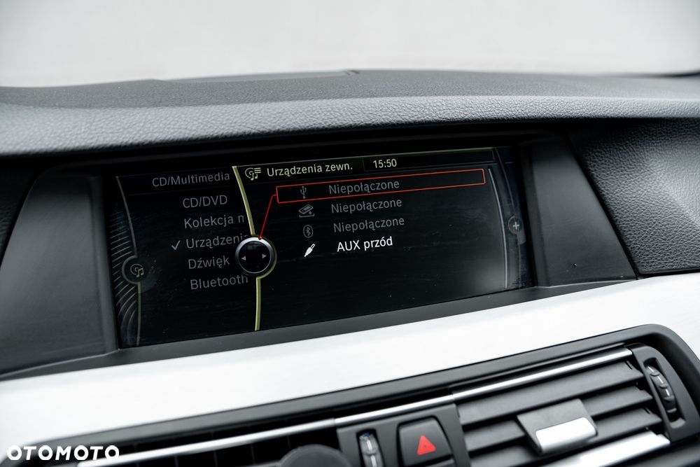 BMW Seria 5 535d xDrive Sport-Aut - 34