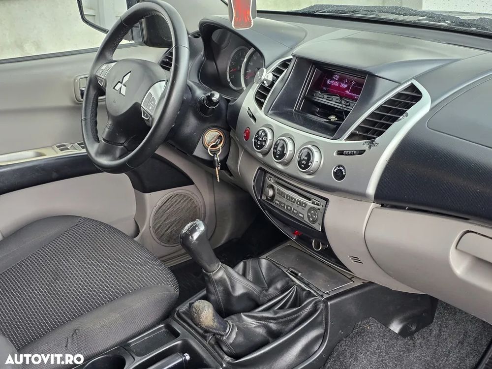 Mitsubishi L200 Pick Up 4x4 DPF Intense Double Cab - 11
