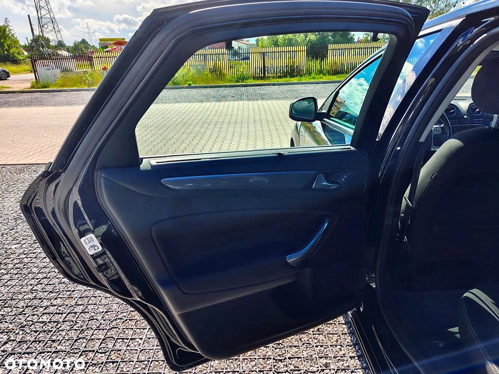 Ford Mondeo 2.0 Trend - 21