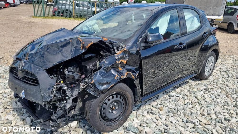 Toyota Yaris - 5