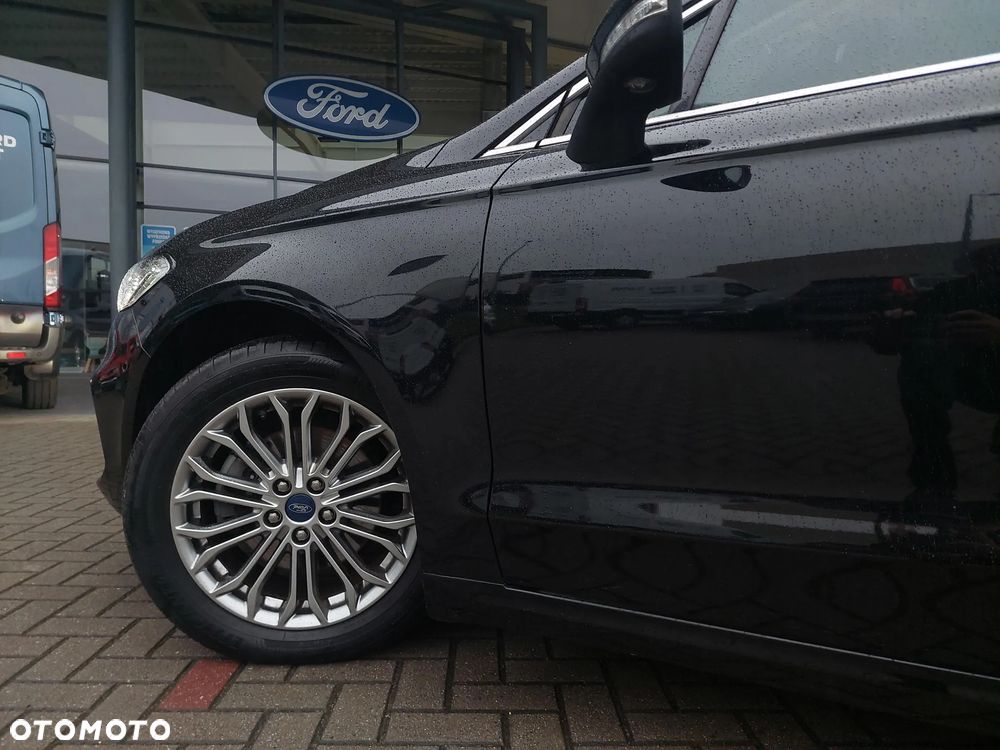 Ford Mondeo 2.0 Hybrid Titanium - 12