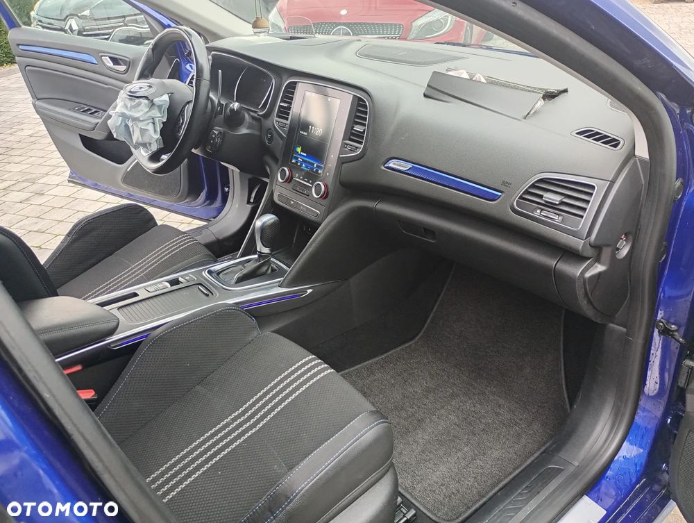 Renault Megane ENERGY TCe 205 EDC GT - 25