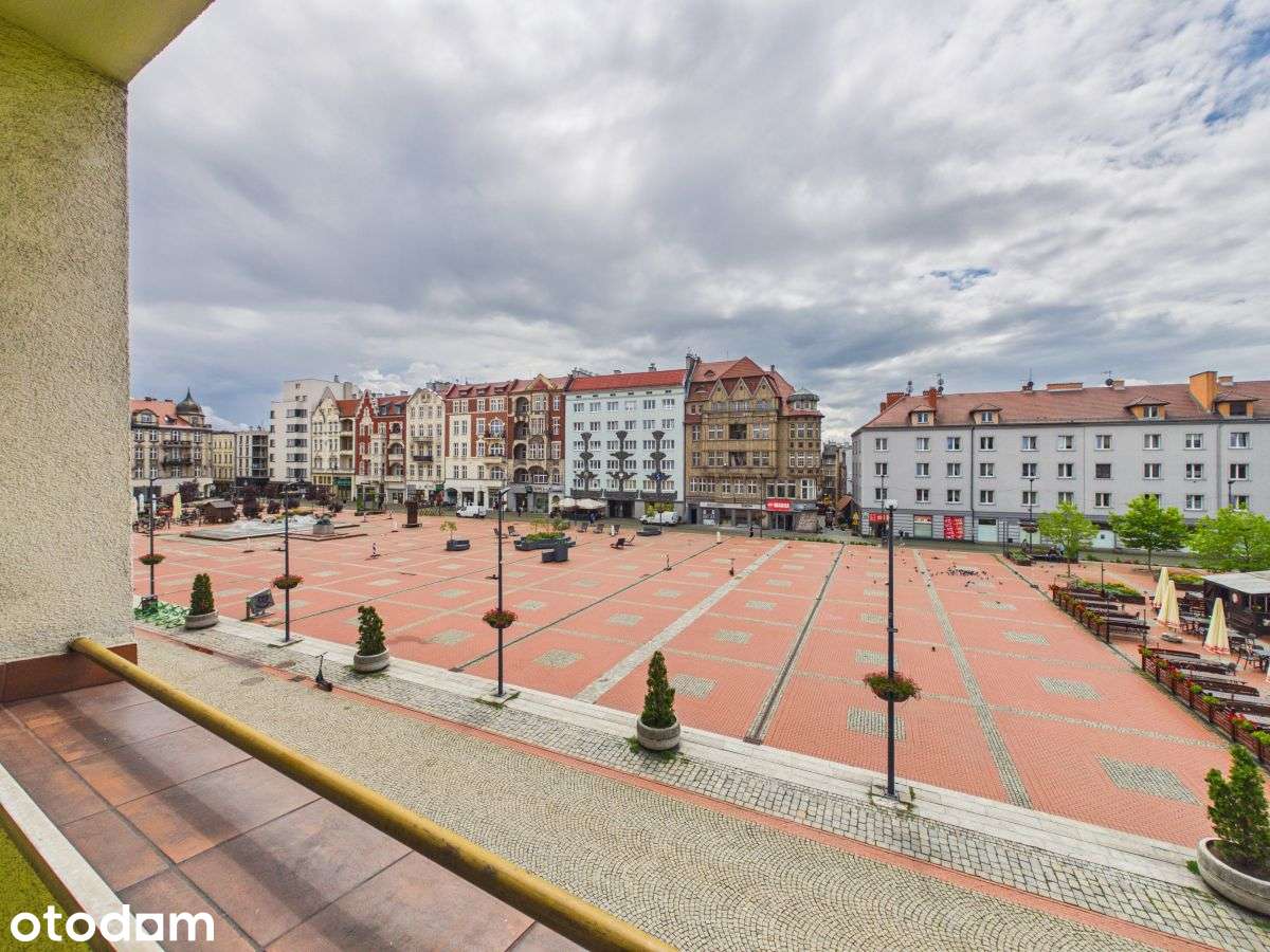 4 pokoje w bloku z balkonem - Rynek