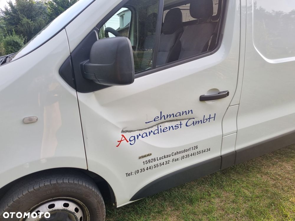 Opel Vivaro - 8