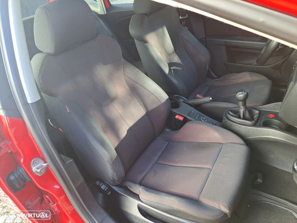 SEAT Leon 1.9 TDI DPF Sport - 7