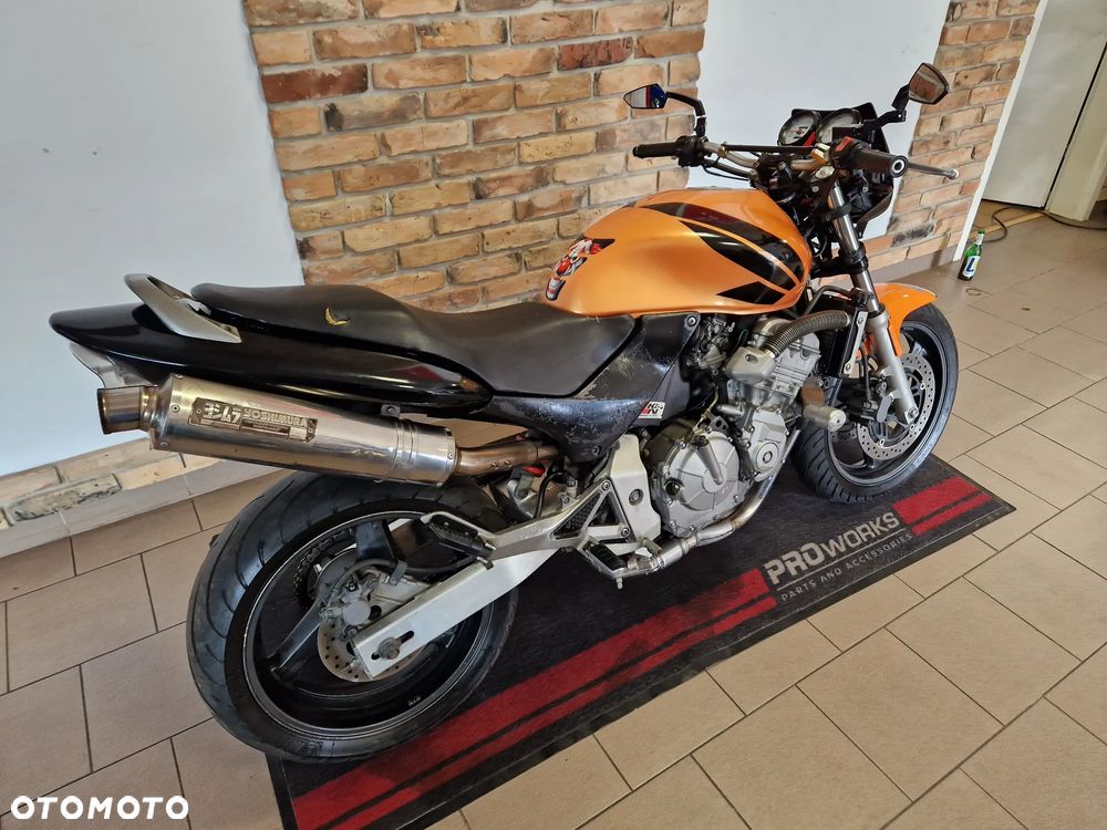 Honda Hornet - 4