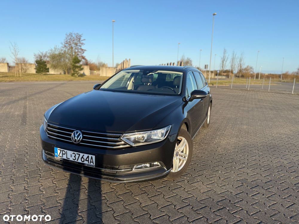 Volkswagen Passat - 2