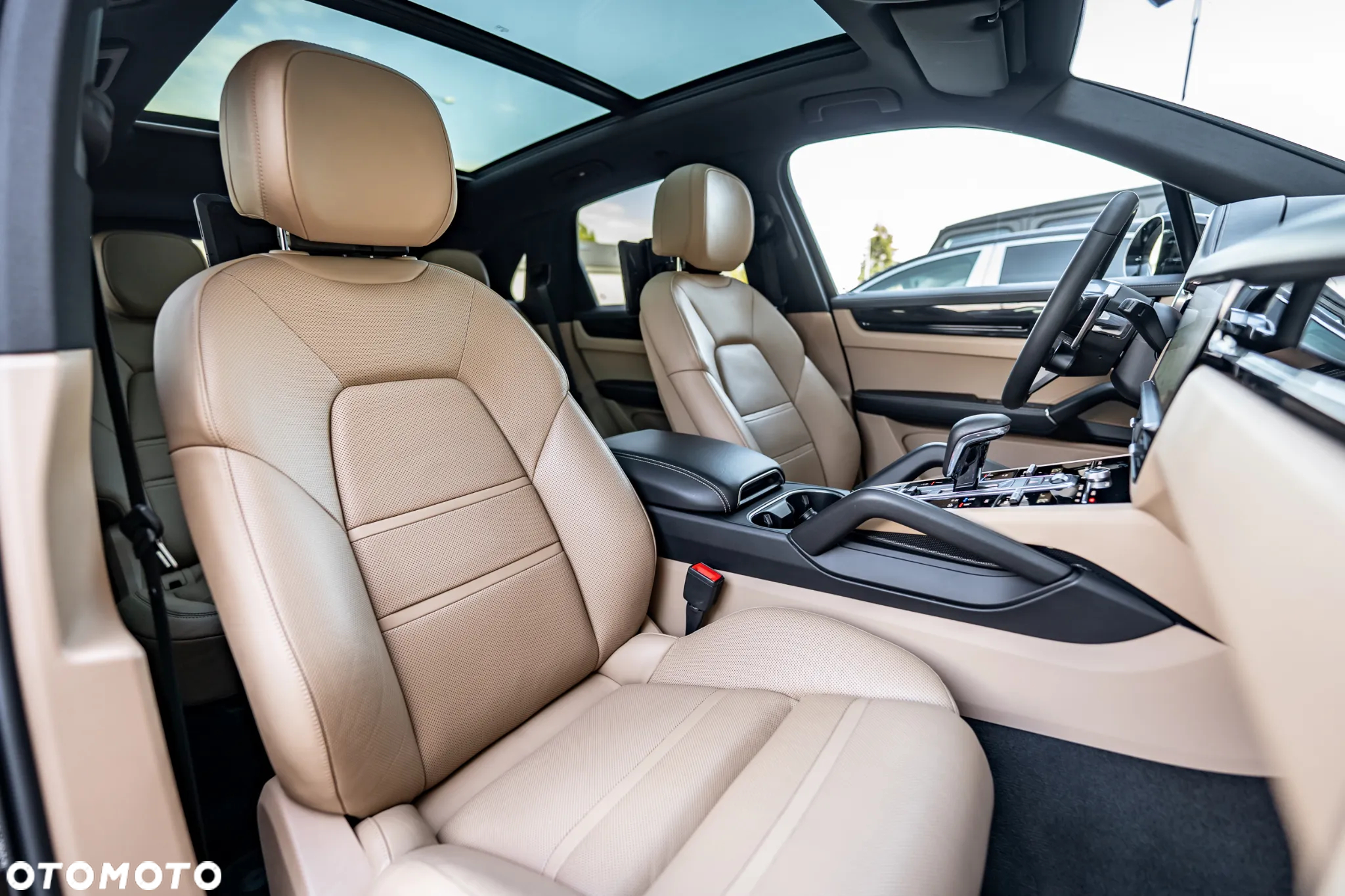 Porsche Cayenne - 38