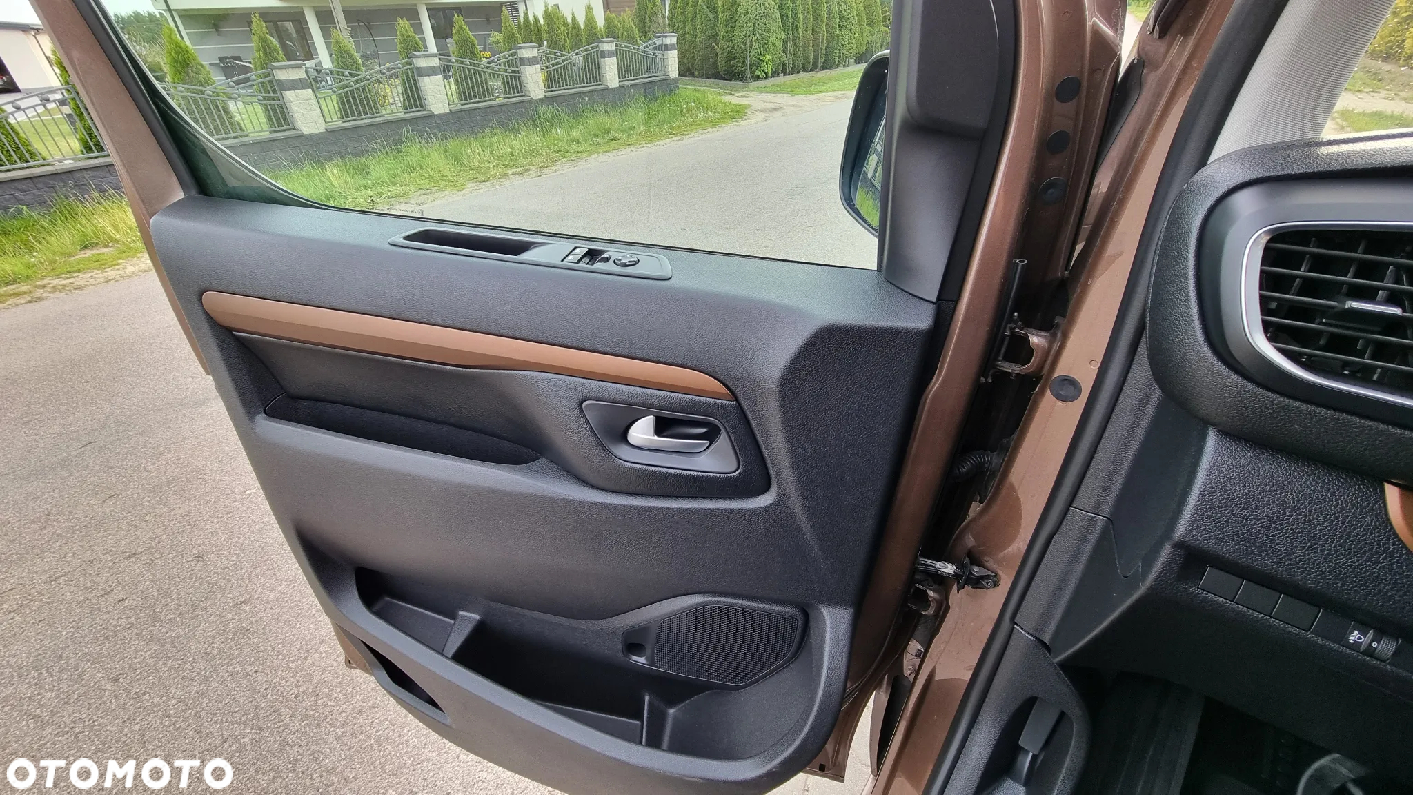 Toyota Proace Verso 1.6 D4-D Medium Family - 25