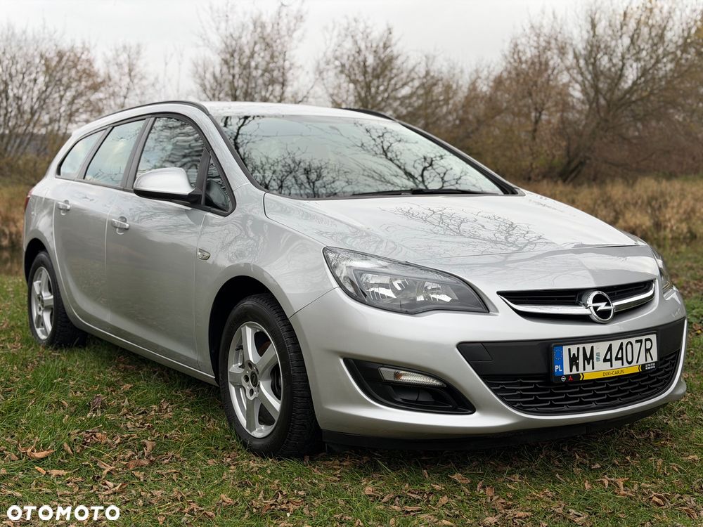 Opel Astra 2013 photo 5