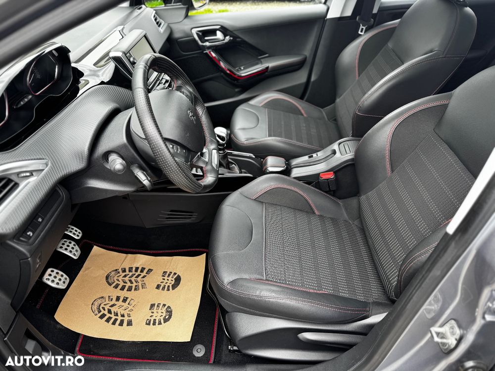 Peugeot 2008 1.2 PureTech Turbo S&S GT-Line - 11