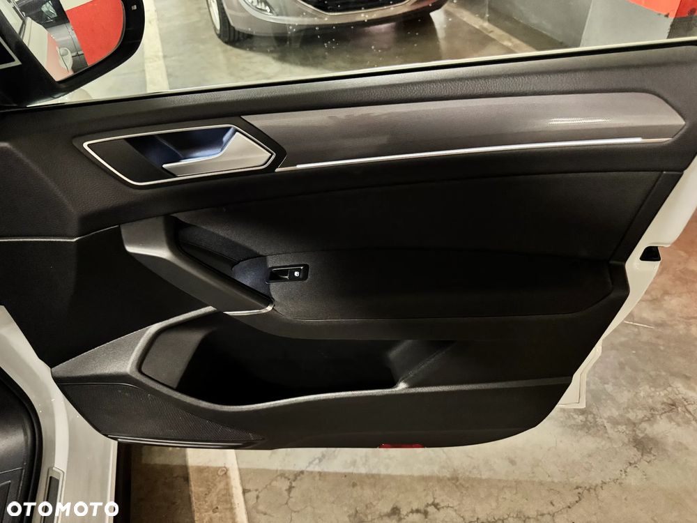Volkswagen Touran 1.5 TSI EVO Comfortline DSG - 31