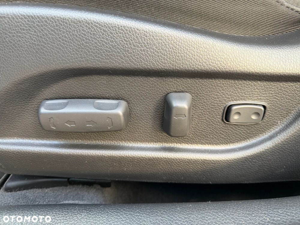 Hyundai i40 1.7 CRDi BlueDrive Business DCT - 17