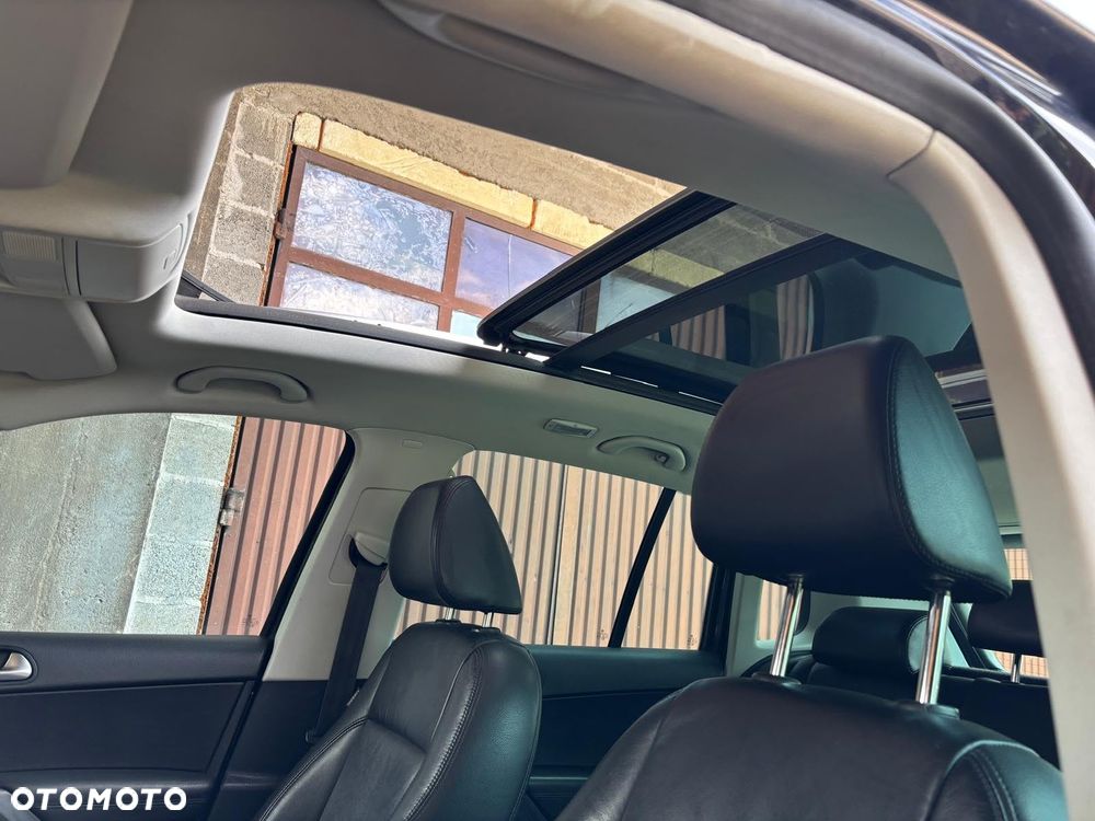 Volkswagen Tiguan 2.0 TDI DPF BlueMotion Technology Trend & Fun - 35