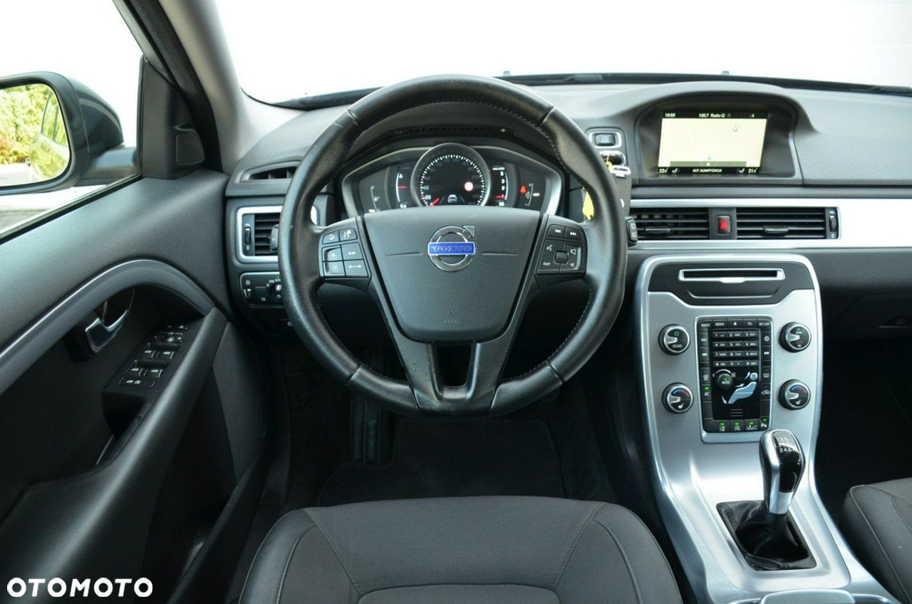 Volvo V70 - 25
