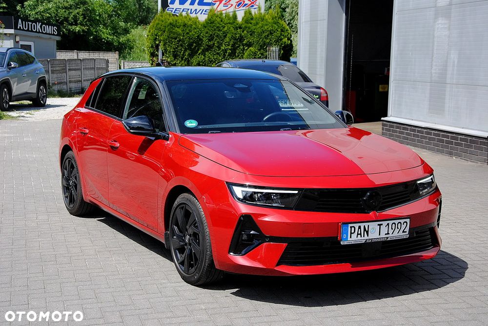 Opel Astra 1.2 Turbo GS Line - 4