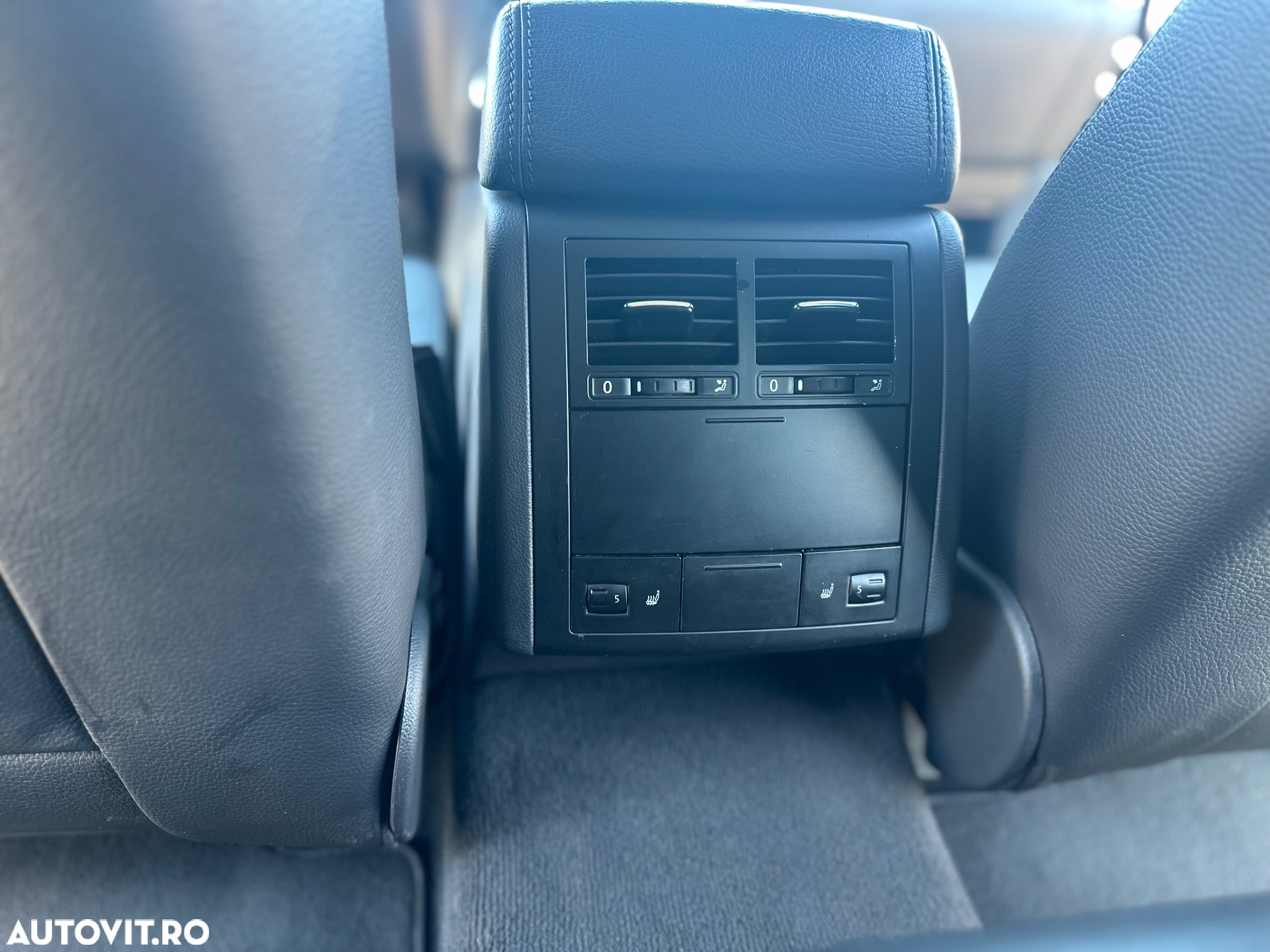 Volkswagen Touareg 3.0 V6 TDI DPF Automatik - 9