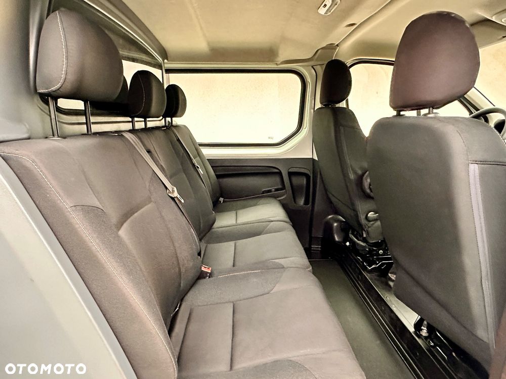 Renault Trafic - 22