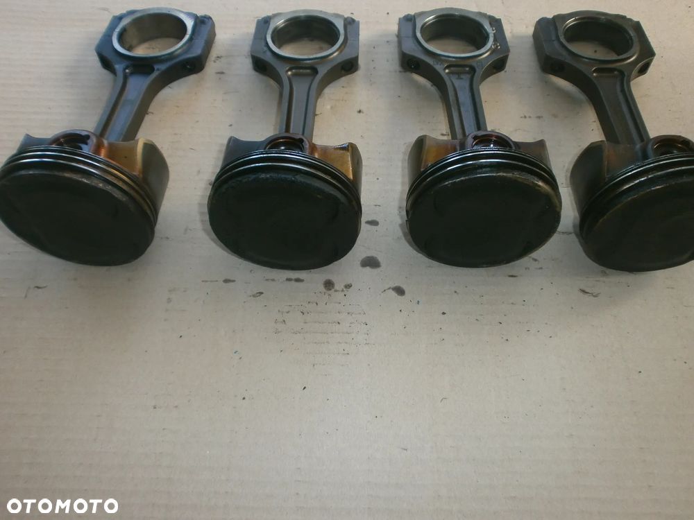 KORBOWÓD TŁOK 2.0T-GDI G4KH KIA HYUNDAI - 3