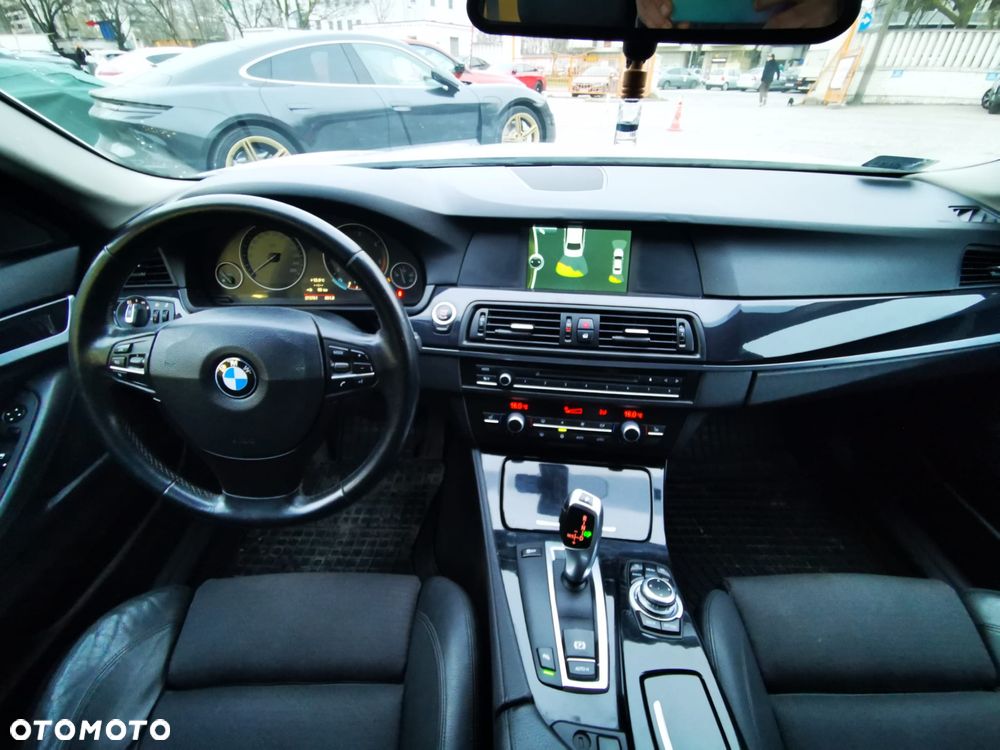 BMW Seria 5 520d - 7
