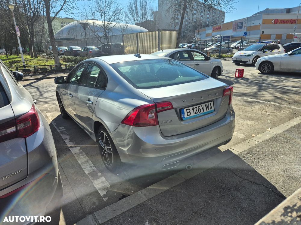Volvo S60 - 4