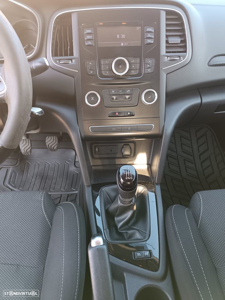 Renault Mégane 1.5 Blue dCi Zen - 7