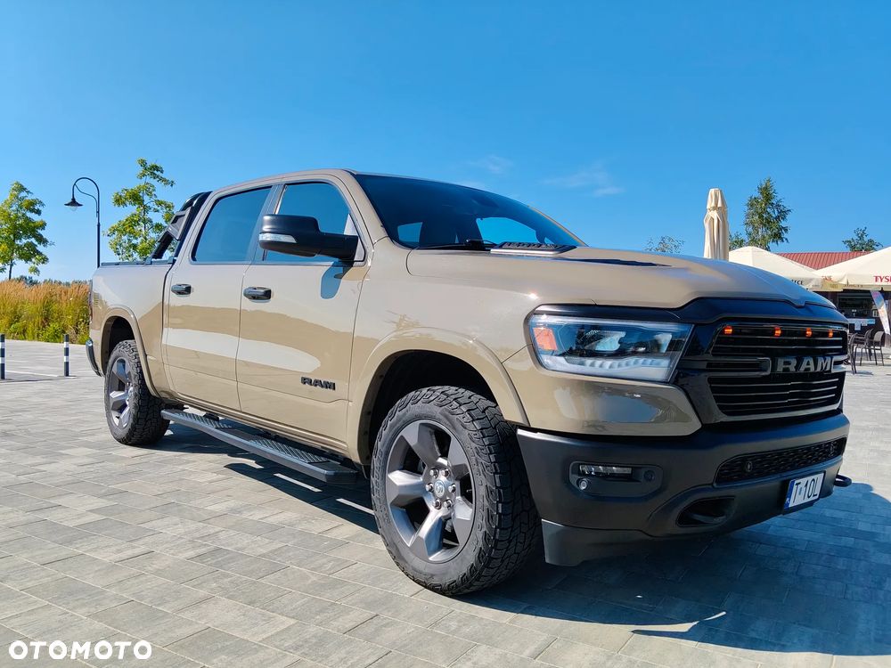 RAM 1500 5.7 Crew Cab Laramie - 1