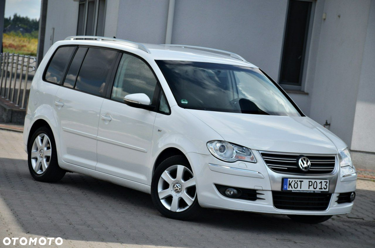 Volkswagen Touran - 3