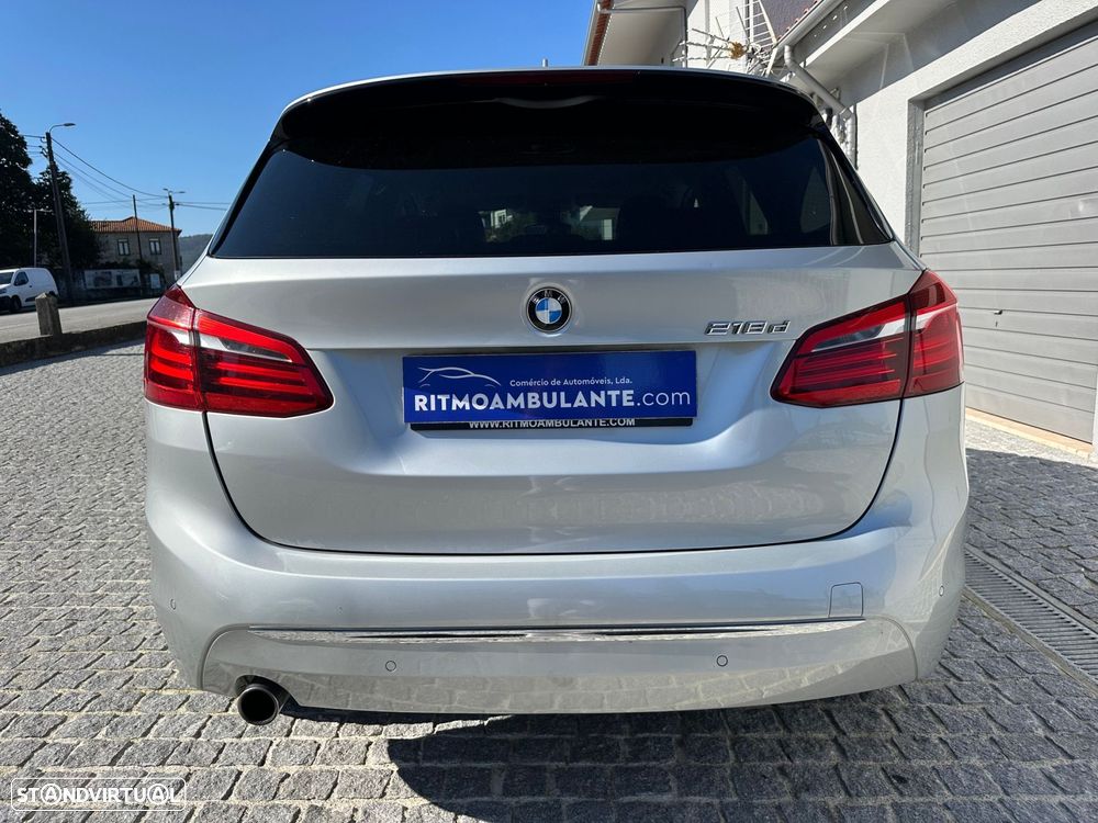 BMW 218 Active Tourer d Line Luxury Auto - 3
