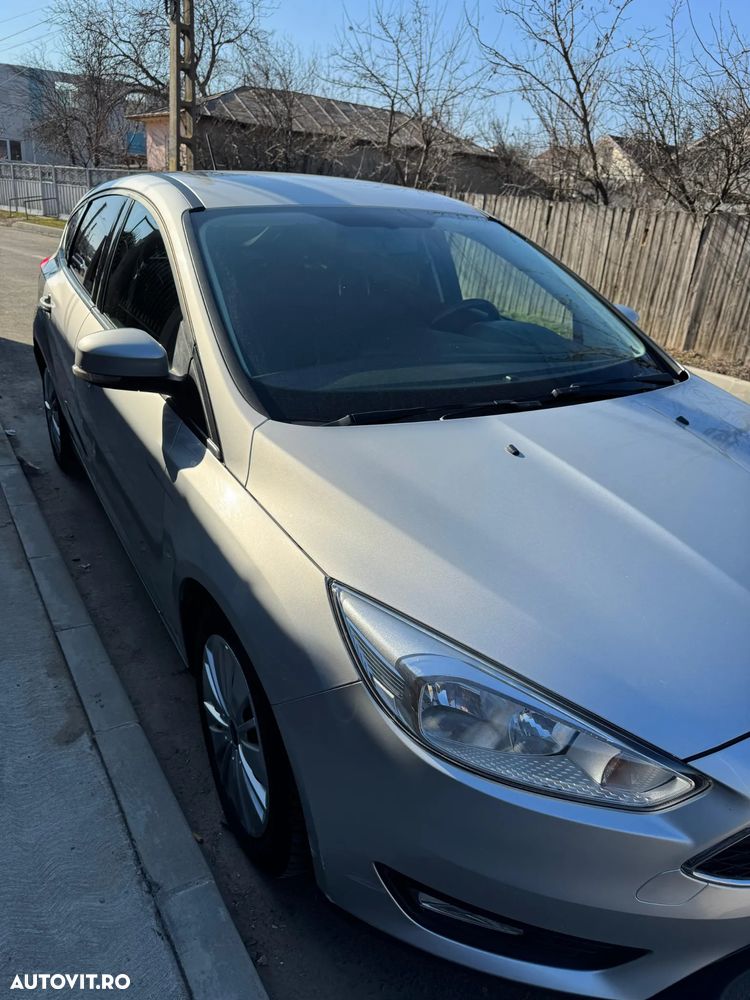 Ford Focus 1.0 EcoBoost Trend - 8