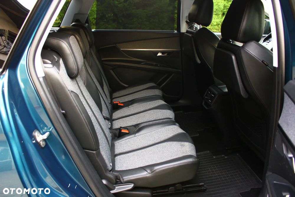 Peugeot 5008 1.5 BlueHDI Allure S&S - 36