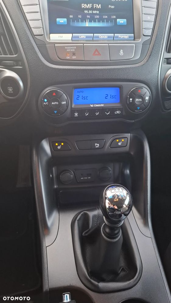 Hyundai ix35 1.7 CRDi Premium 2WD - 19