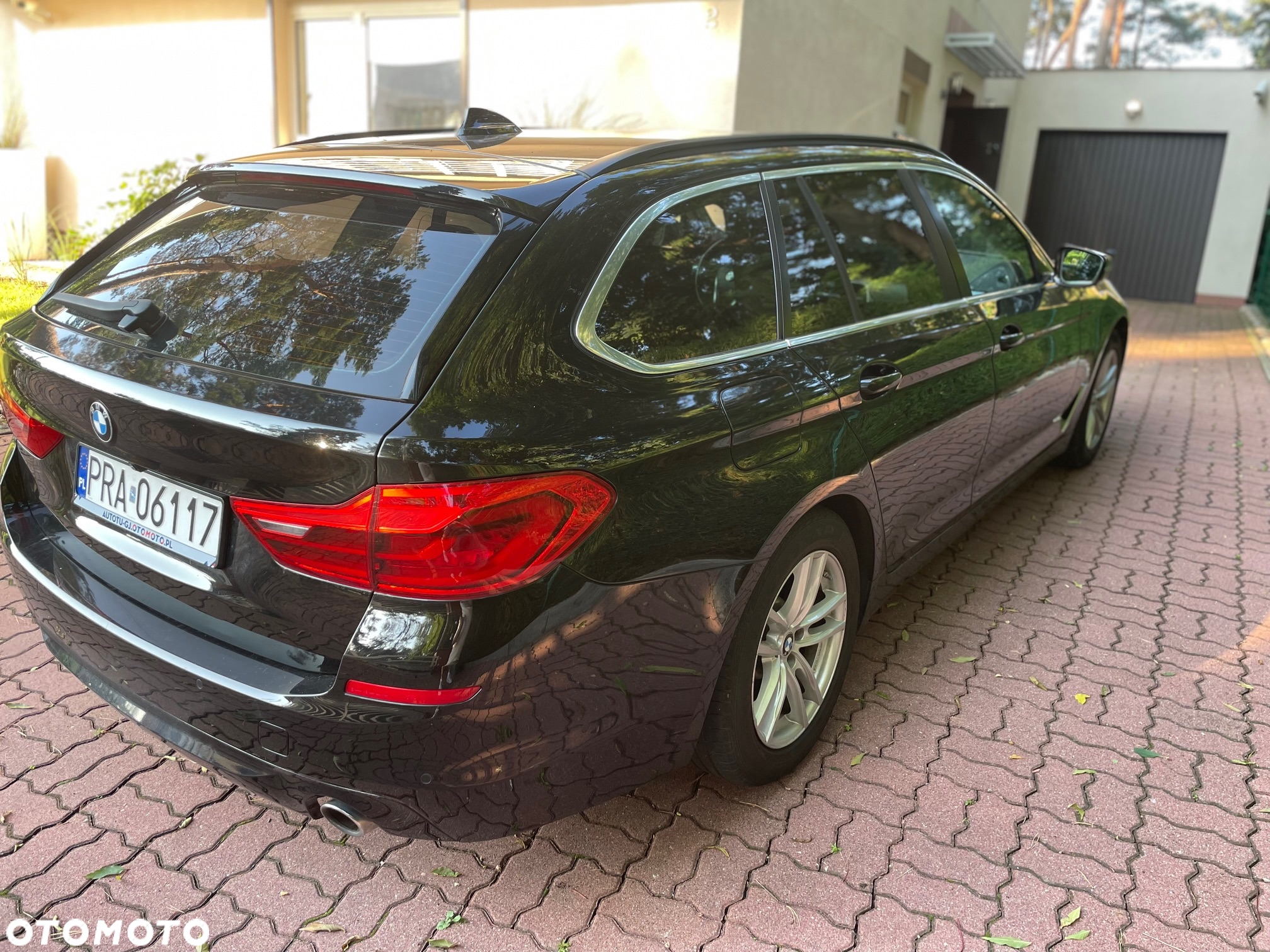 BMW Seria 5 520i Luxury Line - 4