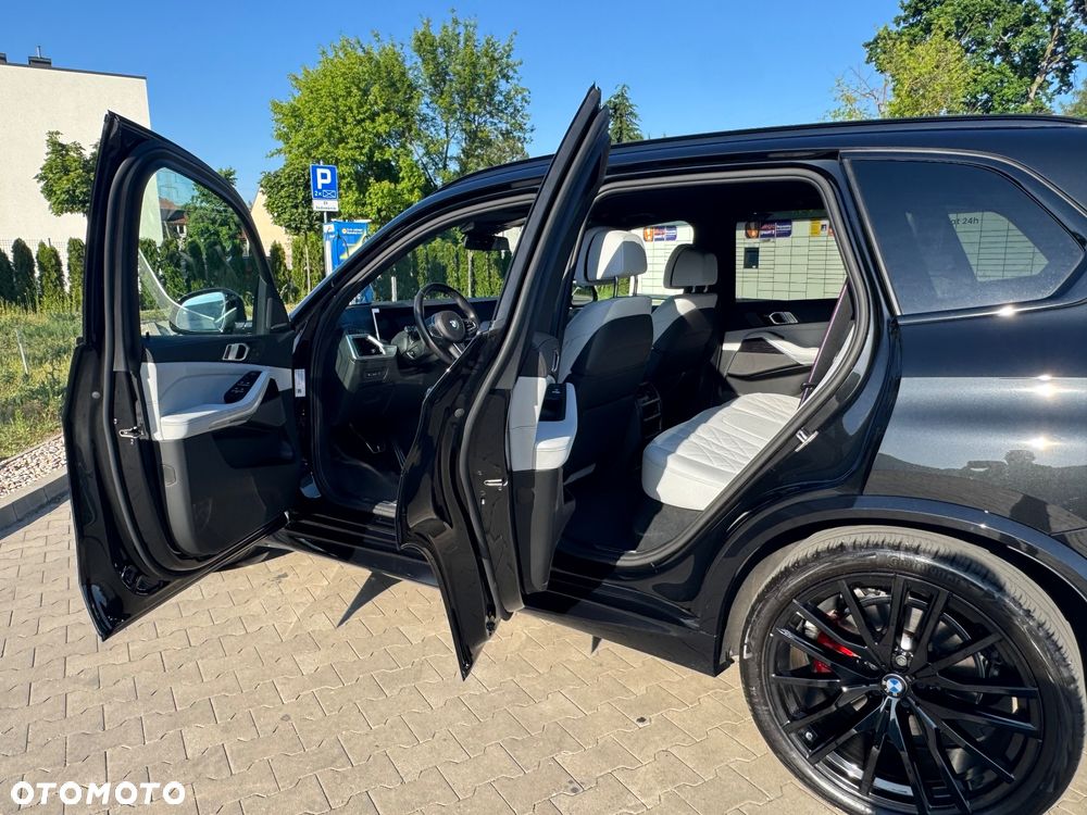 BMW X5 xDrive30d mHEV - 16