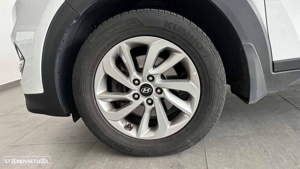 Hyundai Tucson 1.7 CRDi Executive DCT - 21