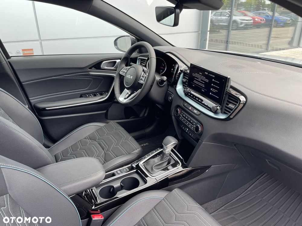 Kia XCeed 1.6 T-GDI Tribute DCT - 12