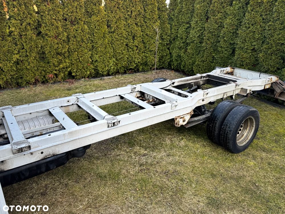 Mercedes-Benz Sprinter 906 516 - 6