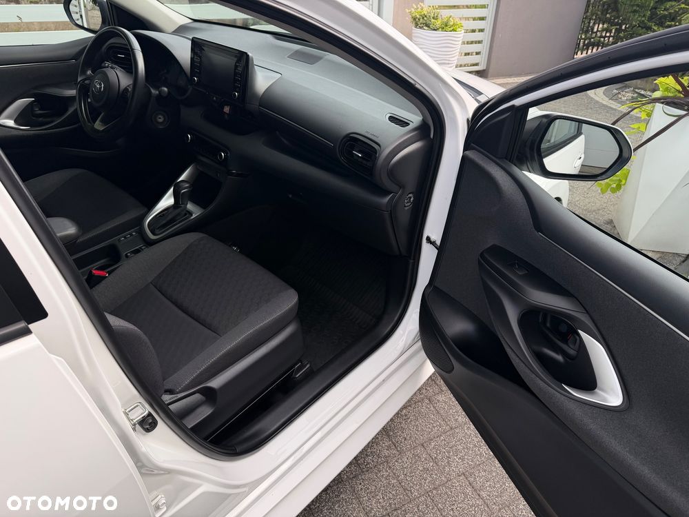Toyota Yaris Hybrid 1.5 Active - 17