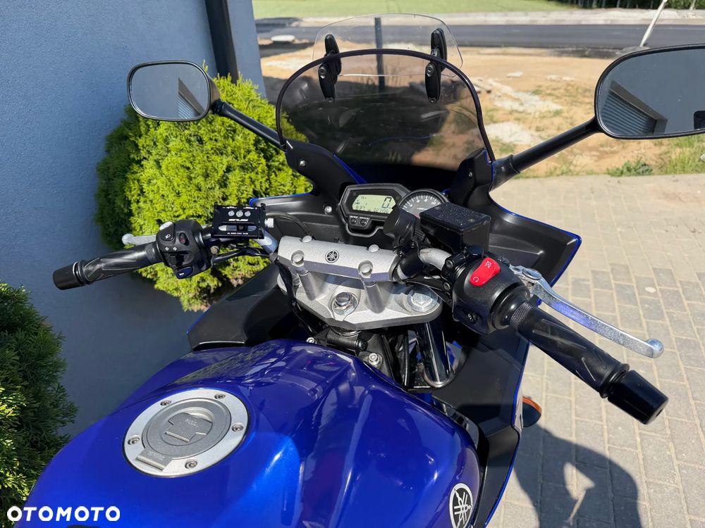 Yamaha FZ - 26