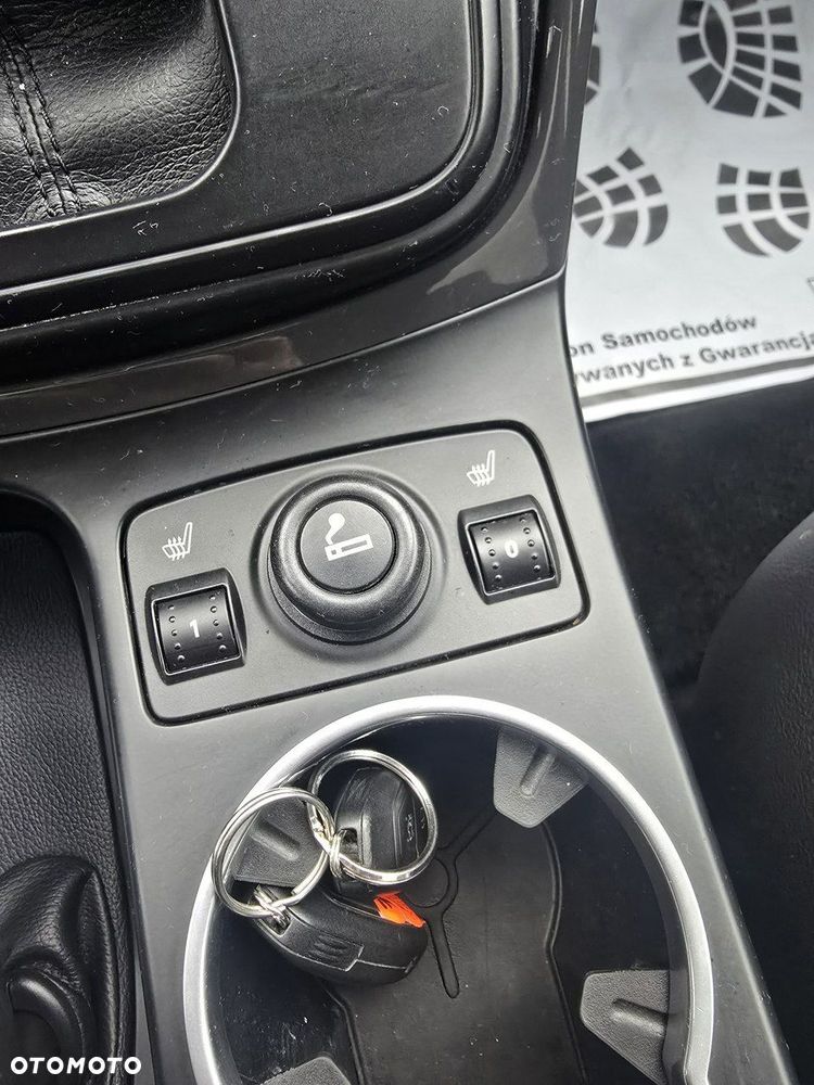 Ford Kuga - 28