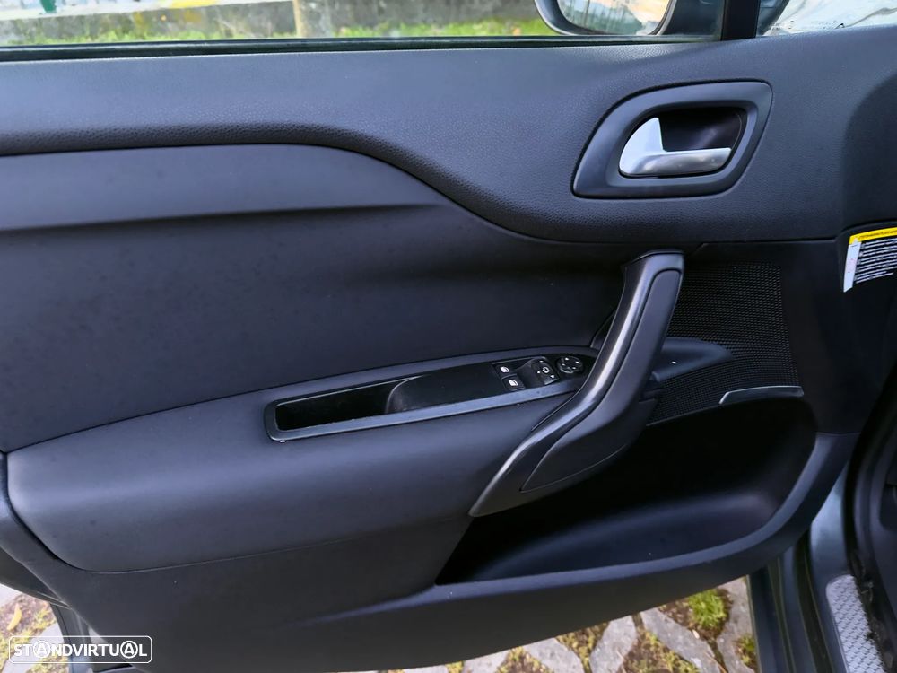 Citroën DS4 1.6 BlueHDi So Chic J18 - 13