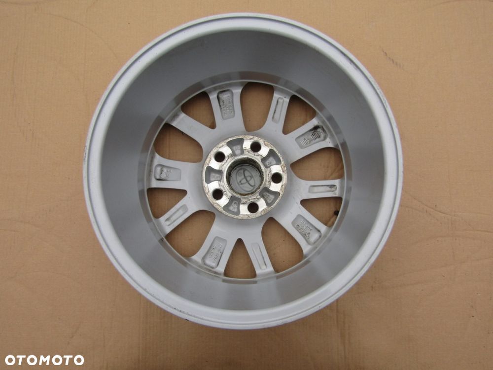 1x Felga 16 Felgi Toyota Auris I II Corolla Verso Avensis RAV4 42611-02E90 6,5j 5x114,3 ET45 - 5