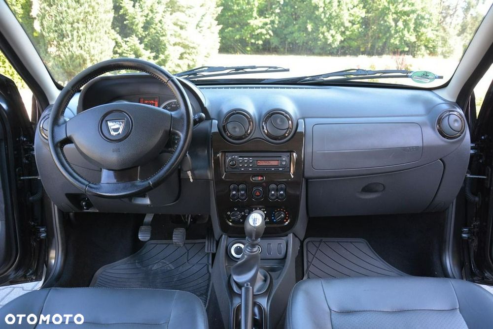 Dacia Duster 1.6 16V 105 4x4 Laureate - 17