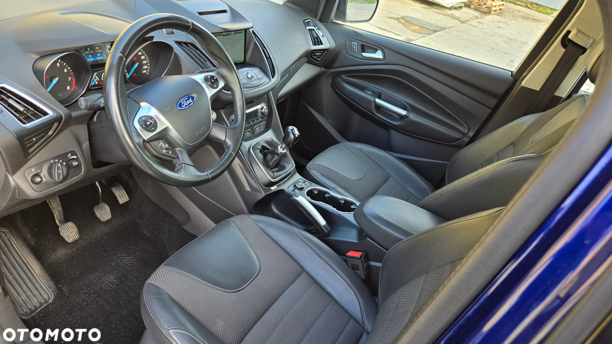 Ford Kuga - 9