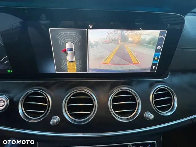 Mercedes-Benz Klasa E 300 d T 9G-TRONIC AMG Line - 29