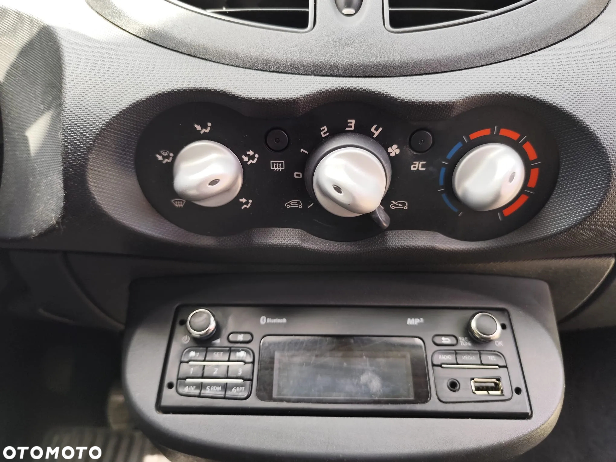 Renault Twingo 1.2 16V Access - 18