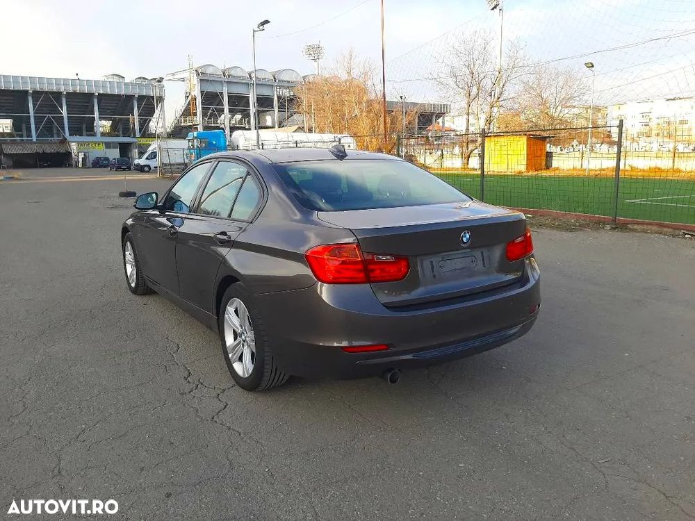 BMW Seria 3 316d Aut. Sport Line - 8