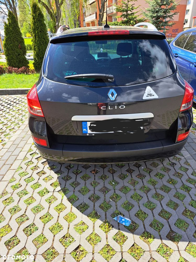 Renault Clio - 2