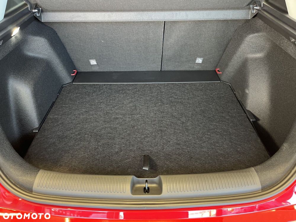 MG ZS Hybrid+ - 19